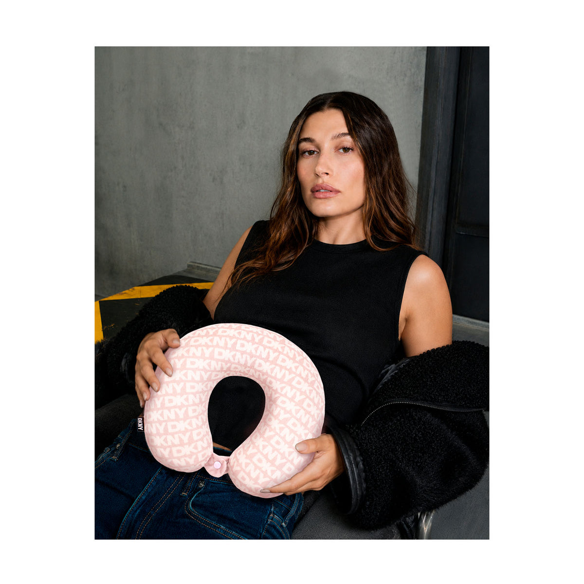 Pack Maleta de Cabina Meghan + Almohada de Viaje nude rosado